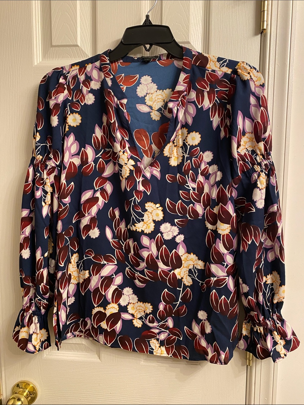 Ann Taylor Navy Floral V-Neck Long-Sleeve Blouse with Ruffle Cuffs